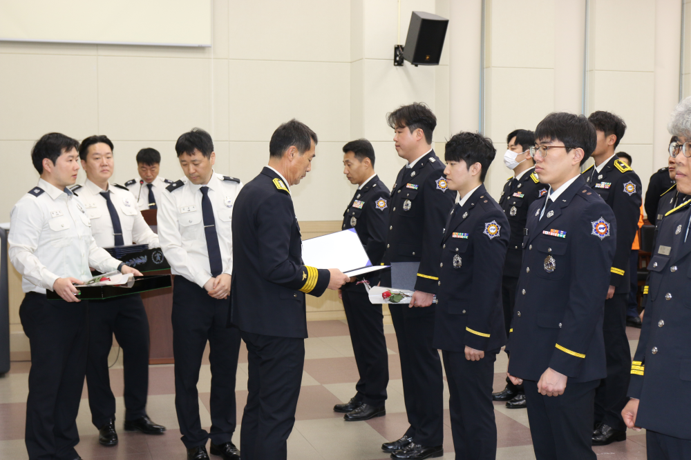 260107, 강원고성소방서 인사발령에 따른 임용장 수여식 개최 (2).jpg