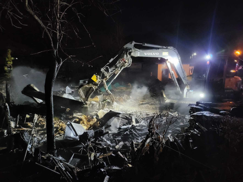 0134 삼척 원덕읍 주택화재 현장활동 사진2.jpg