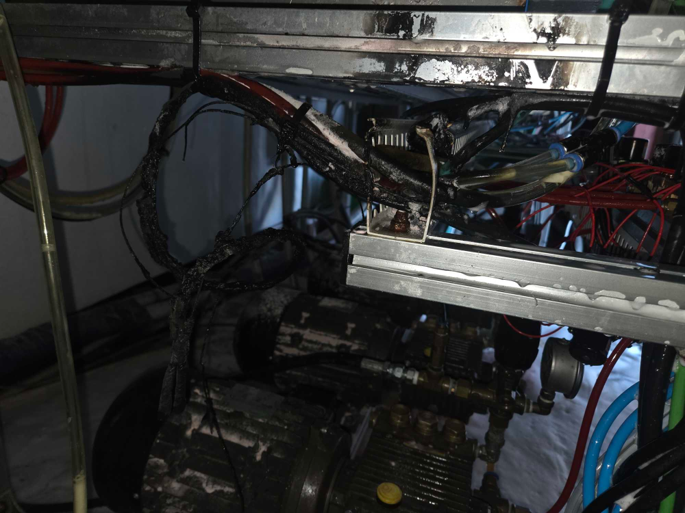 0955 원주 세차장 화재.jpg