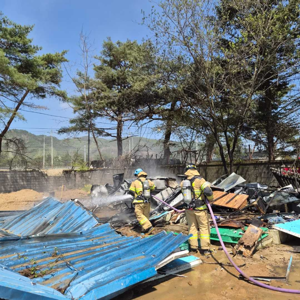 1127 평창 진부면 간평리 창고화재.jpg