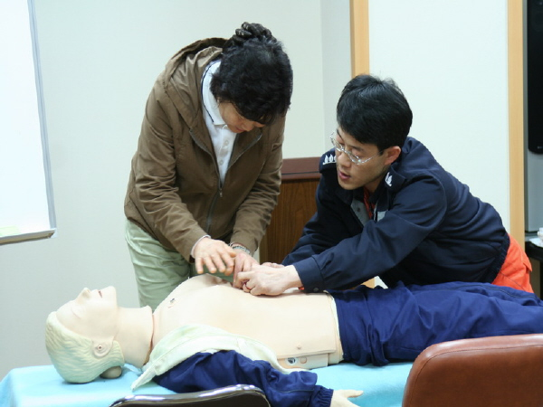 심폐소생술교육.jpg