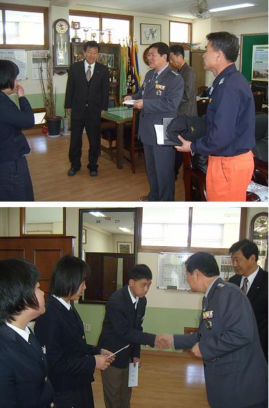 장학금전달.jpg