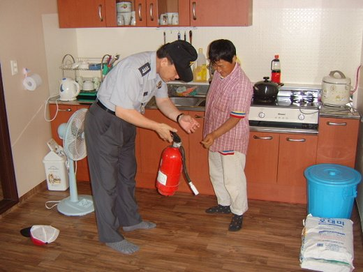 20060904yw.jpg