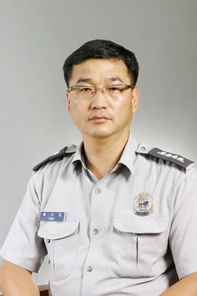 홍이표축소.jpg