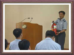 1F8.jpg
