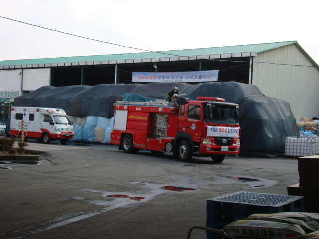 759968269_b5fc294e_DSC01758.jpg