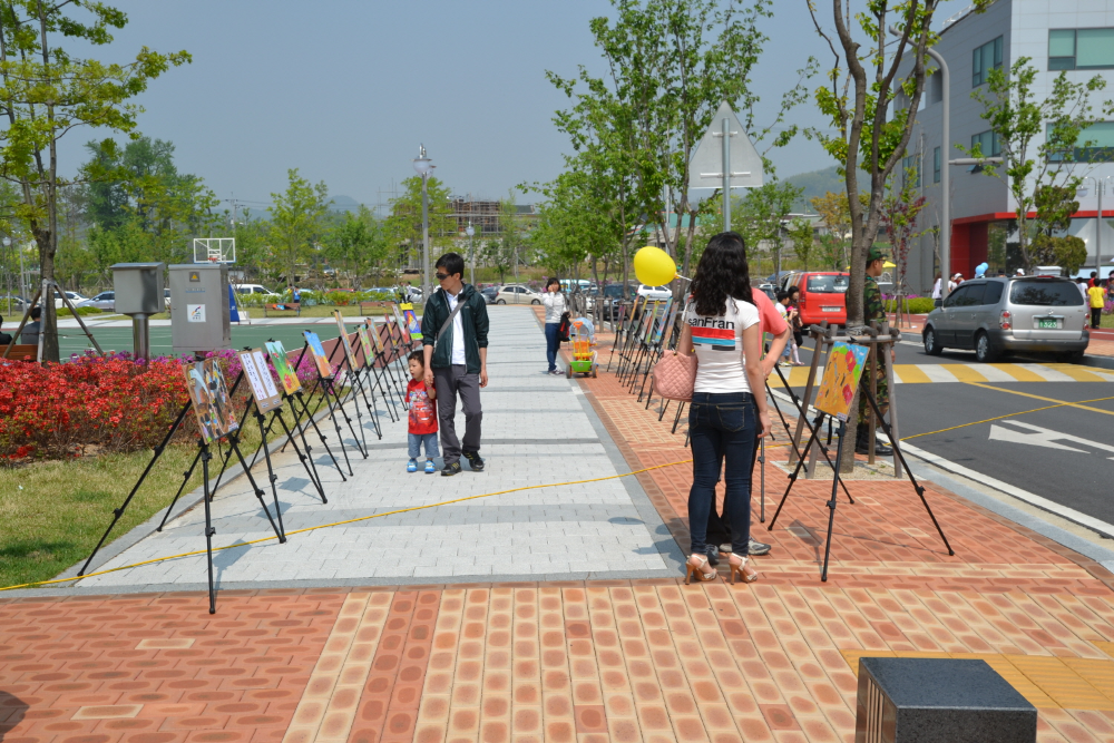 작품전시2.jpg