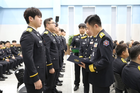 강릉소방서, 2026년 상반기 인사발령에 따른 임용장 수여식